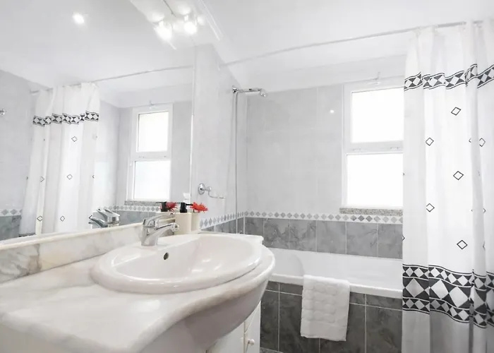 Brava Living * Ribeira Brava